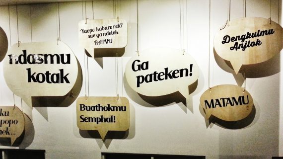 Translate Bahasa Surabaya