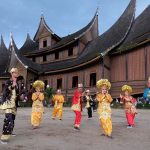 Translate Bahasa Padang ke Indonesia